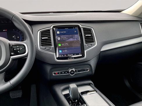 Certified 2023 Volvo XC90 B5 Core w/ Protection Package Premier image 9