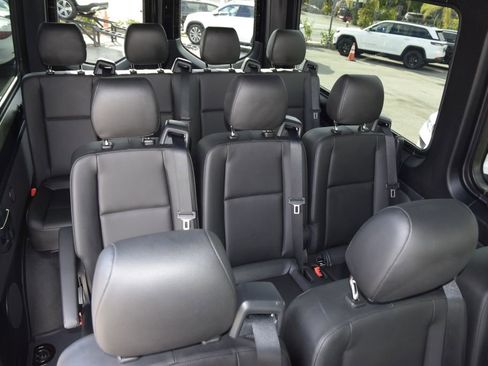Used 2024 Mercedes-Benz Sprinter 2500 image 19