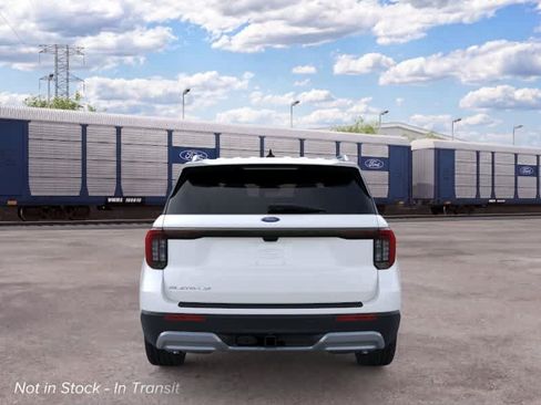 New 2026 Ford Explorer Platinum RWD image 5