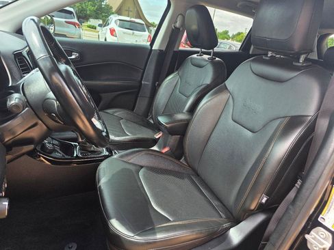 Used 2021 Jeep Compass Limited AWD/4WD image 13