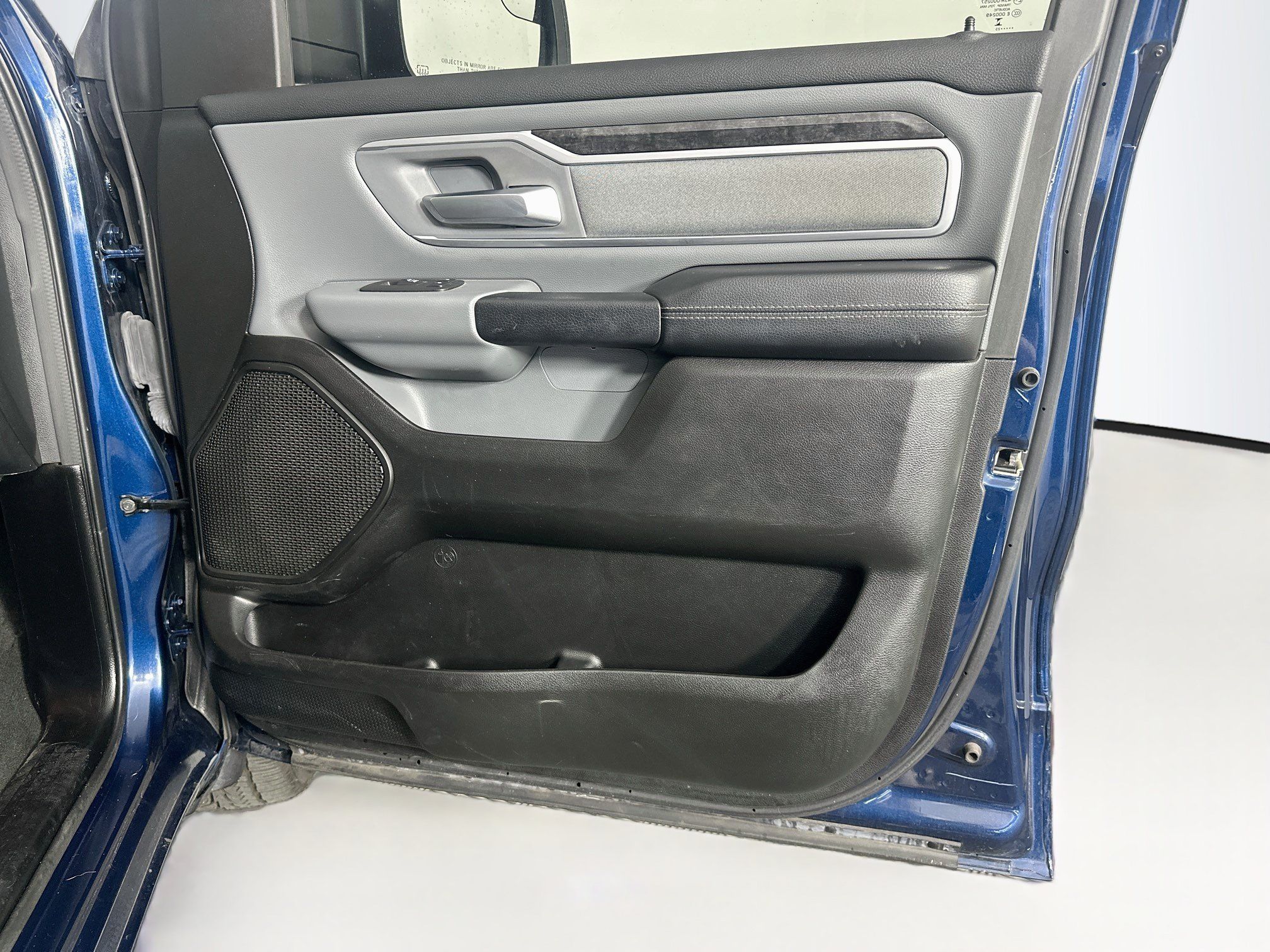 Used 2023 RAM 1500 Big Horn RWD image 31