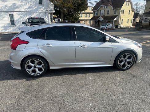 Used 2014 Ford Focus ST w/ Equipment Group 202A image 6