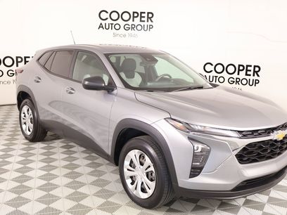 Used 2024 Chevrolet Trax LS w/ Driver Confidence Package