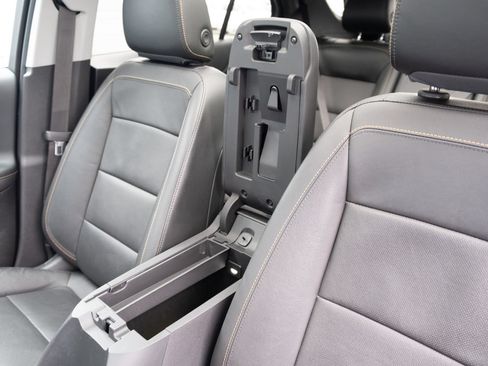 Used 2020 Chevrolet Equinox Premier AWD/4WD image 8