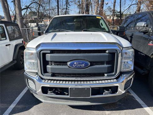 Used 2016 Ford F250 XL w/ Power Equipment Group image 3