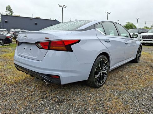 Used 2024 Nissan Altima 2.5 SR image 6