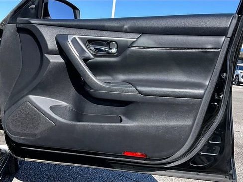 Used 2018 Nissan Altima 3.5 SL image 24