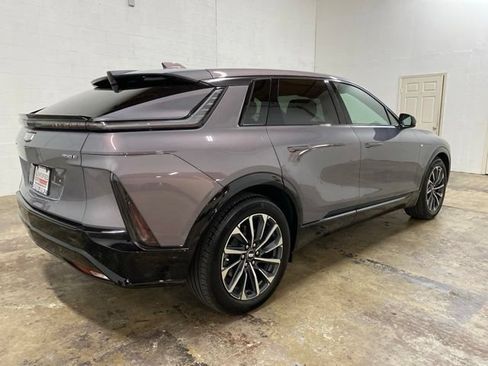 Used 2024 Cadillac Lyriq Sport RWD image 5