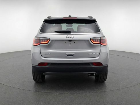 Used 2025 Jeep Compass Limited AWD/4WD image 7