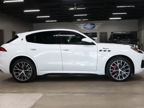 Used 2023 Maserati Grecale Modena image 6