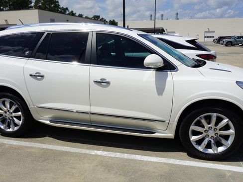 Used 2014 Buick Enclave Premium image 4