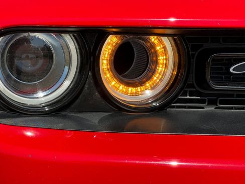 Used 2020 Dodge Challenger R/T Scat Pack RWD image 35