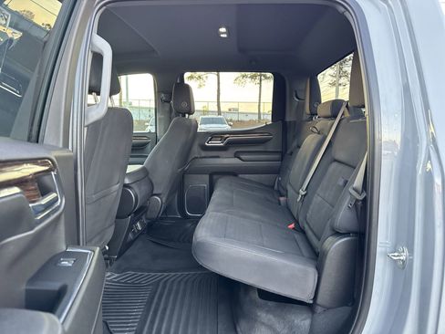 Used 2024 GMC Sierra 1500 Elevation image 30