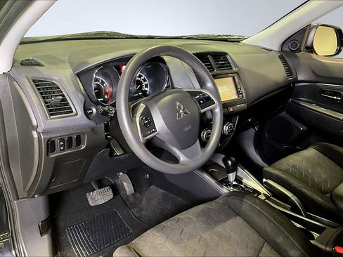 Used 2022 Mitsubishi Outlander Sport S image 16