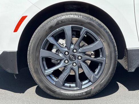 Used 2024 Chevrolet Equinox RS w/ RS Leather Package AWD/4WD image 15