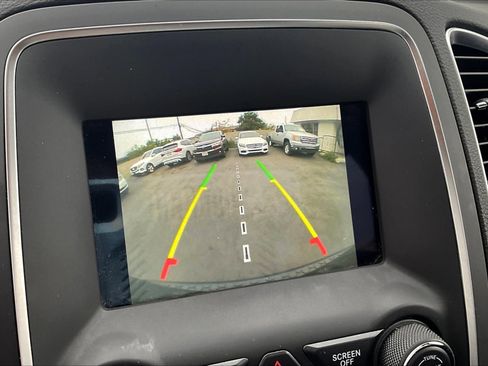 Used 2020 Dodge Durango SXT w/ 3rd Row Seating Group image 21