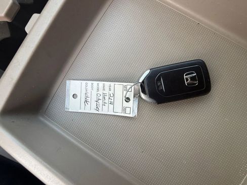 Used 2014 Honda Odyssey EX image 19