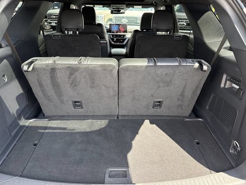 Used 2025 Ford Explorer ST AWD/4WD image 19