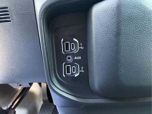 Used 2025 RAM 1500 Big Horn AWD/4WD image 26