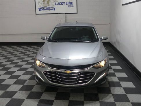 Used 2024 Chevrolet Malibu LT FWD image 3