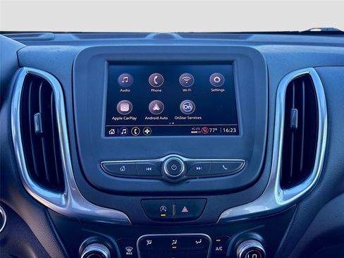 Used 2022 Chevrolet Equinox LT w/ Driver Convenience Package image 14