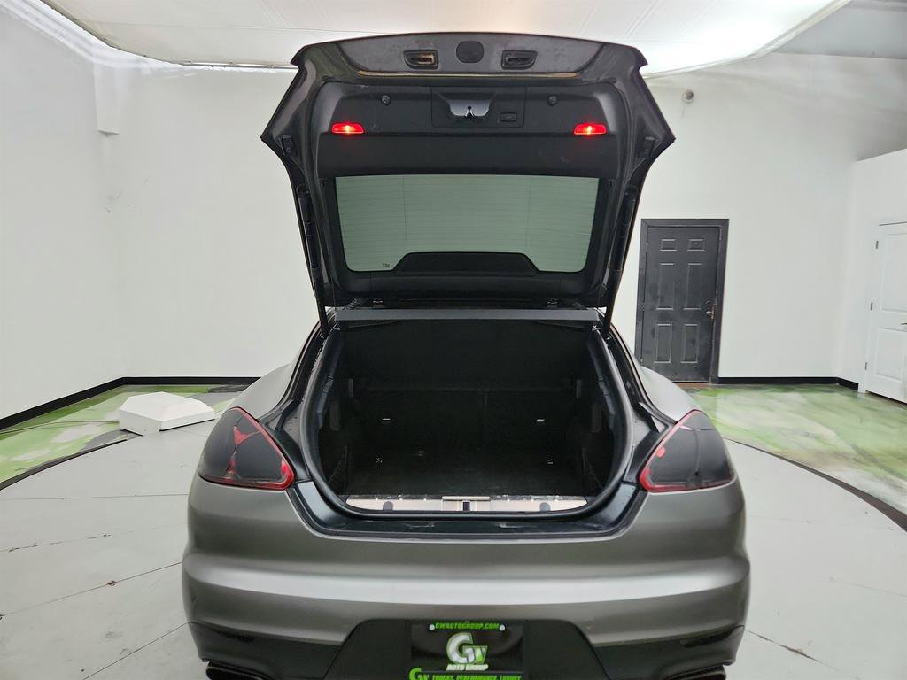 Used 2014 Porsche Panamera 4 AWD/4WD image 30