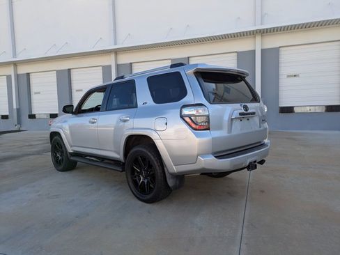 Used 2022 Toyota 4Runner SR5 image 7