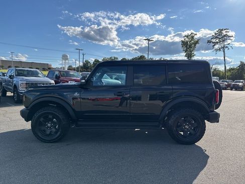 New 2025 Ford Bronco Outer Banks image 6