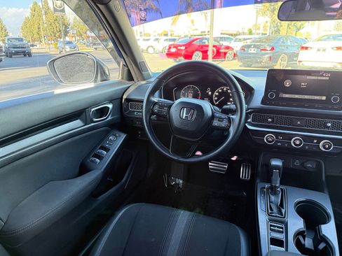 Used 2024 Honda Civic Sport image 21