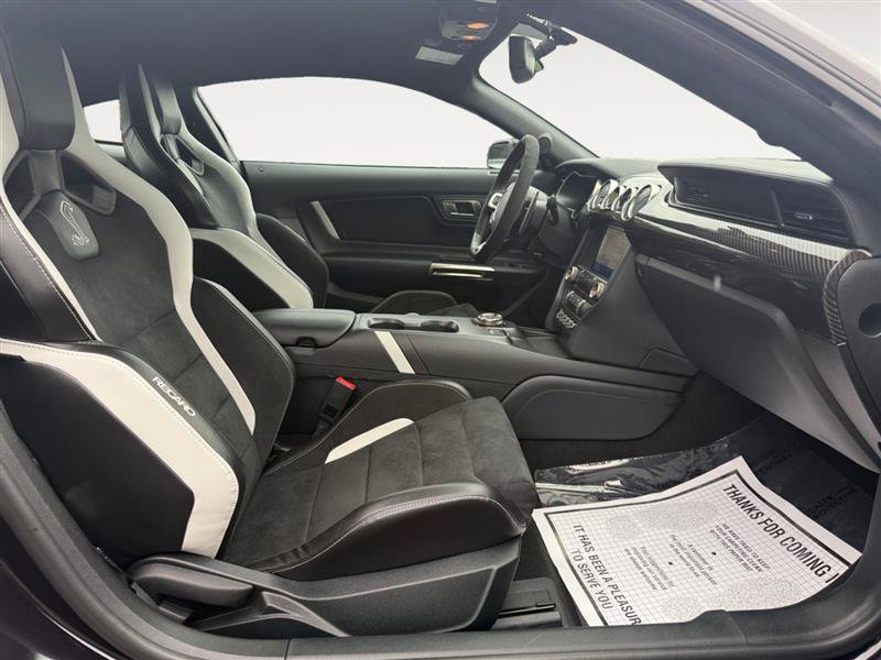 Used 2022 Ford Mustang Shelby GT500 w/ Technology Package RWD image 18