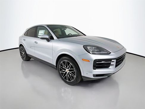 New 2026 Porsche Cayenne Coupe image 26