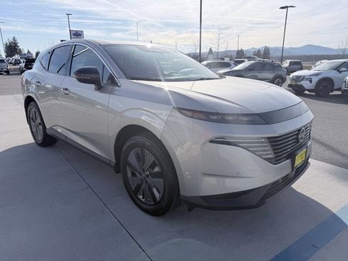 Certified 2025 Nissan Murano SL image 3