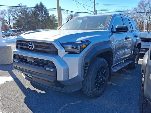 New 2026 Toyota 4Runner SR5 image 3