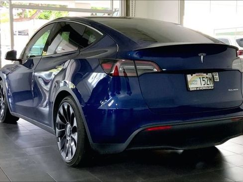 Used 2022 Tesla Model Y Performance AWD/4WD image 5