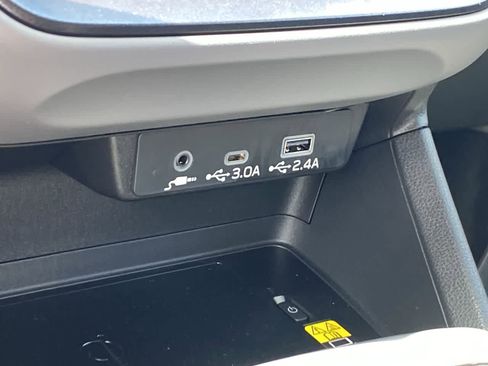 Certified 2025 Subaru Crosstrek 2.5i Limited w/ Popular Package #4A image 30