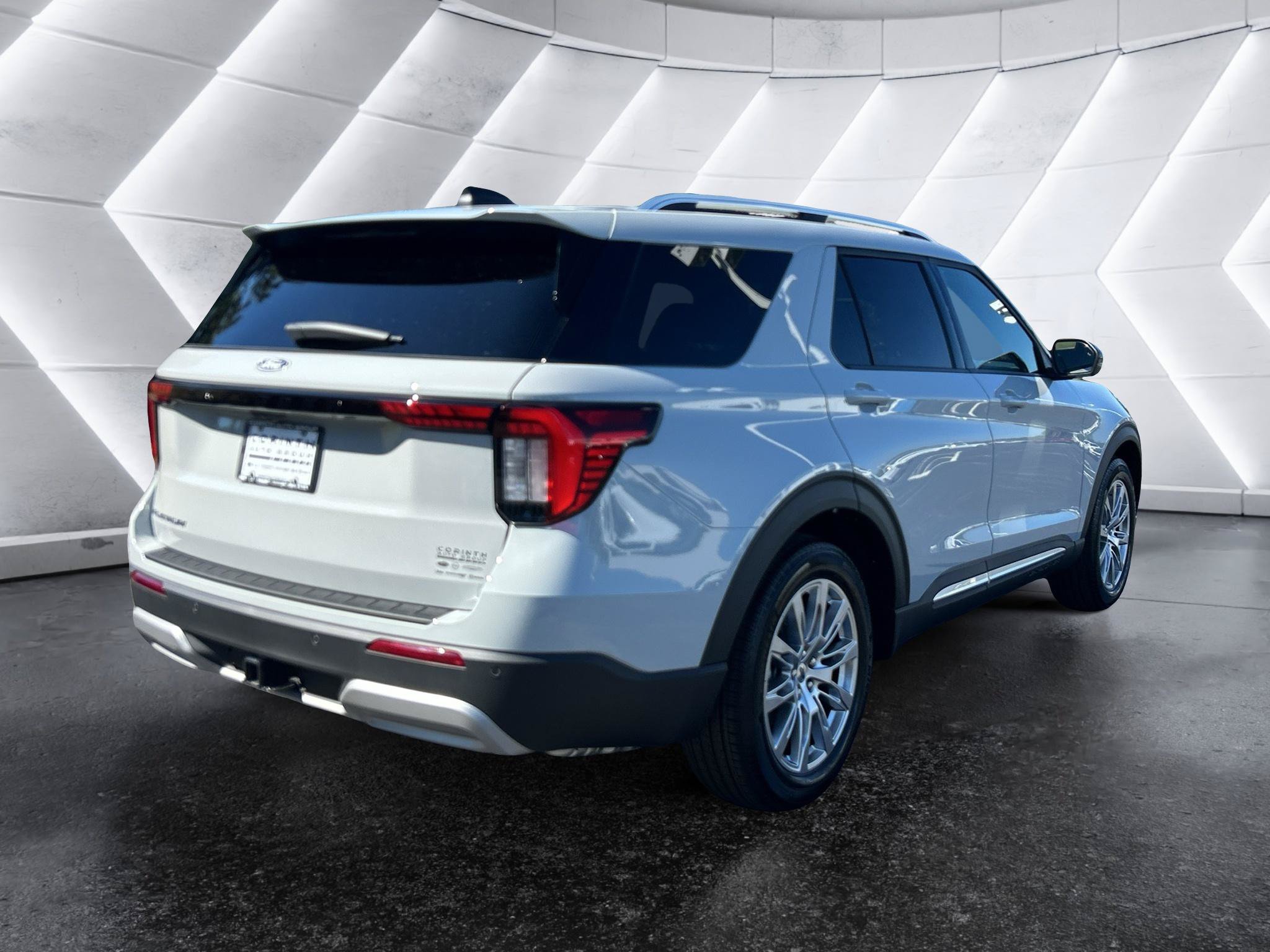New 2027 Ford Explorer Platinum RWD image 7