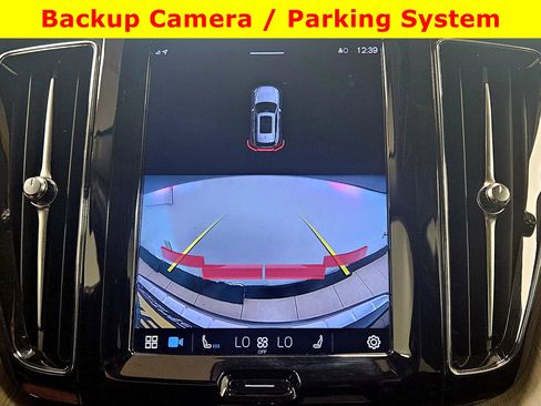 Used 2022 Volvo XC60 B5 Inscription w/ Protection Package Premier image 22