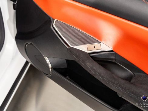 New 2025 Karma Revero Luxury image 36