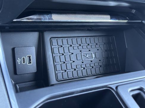 New 2025 Ford F150 Platinum w/ Equipment Group 702A High image 15