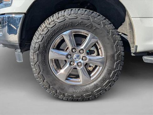 Used 2019 Ford F150 XLT w/ Equipment Group 302A Luxury image 19