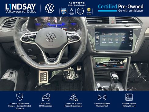 Certified 2022 Volkswagen Tiguan SE R-Line image 10