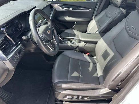 Used 2023 Cadillac XT5 Premium Luxury AWD/4WD image 19