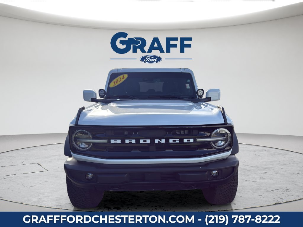 Used 2024 Ford Bronco Outer Banks w/ Sasquatch Package AWD/4WD image 3