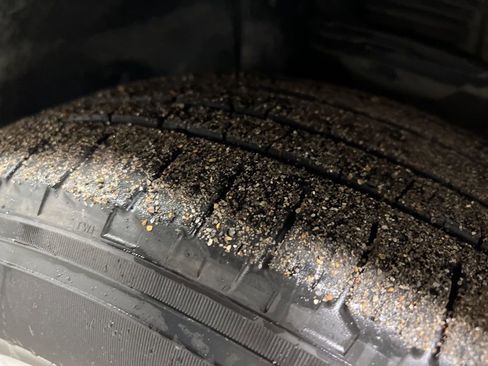 Used 2019 Volkswagen Tiguan SE image 36