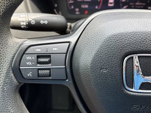 Used 2024 Honda Accord LX image 16