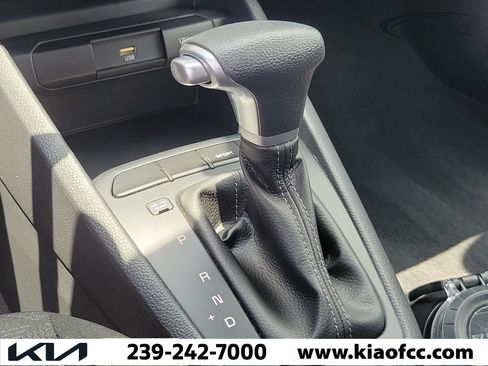 Used 2021 Kia Rio LX FWD image 30