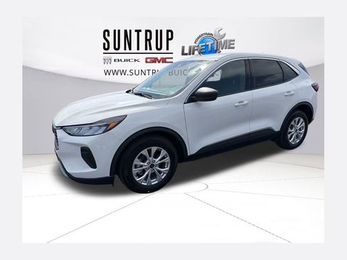 Used 2023 Ford Escape Active image 1