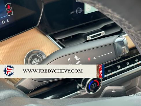 Used 2025 Chevrolet Equinox ACTIV w/ Safety and Technology Package FWD image 26