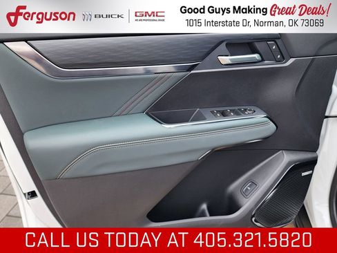 New 2026 GMC Acadia AT4 w/ Luxury Package AWD/4WD image 13