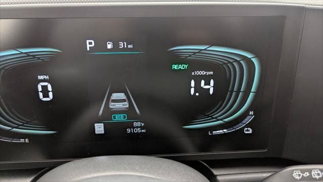 Used 2024 Kia Niro LX FWD image 27